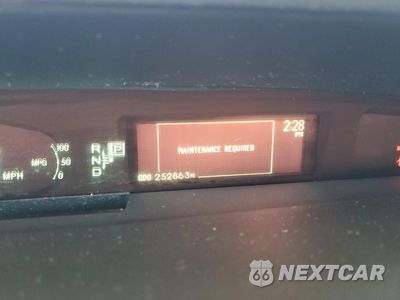 Zdjęcie 9 z 14 samochodu: 2013 TOYOTA PRIUS VIN:JTDKN3DUXD5558150 - miniatura