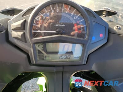 Zdjęcie 7 z 9 samochodu: 2012 KAWASAKI EX650 EC VIN:JKAEXEE18CDA03805 - miniatura