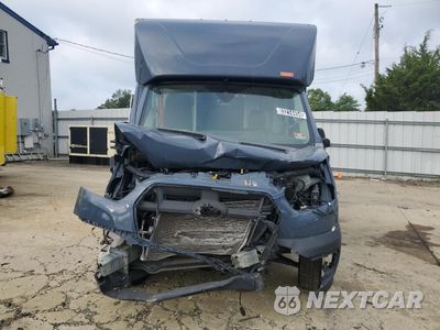 Piąte zdjęcie samochodu w środku: 2021 FORD TRANSIT T-350 HD VIN:1FDDF6P89MKA59553 - miniatura