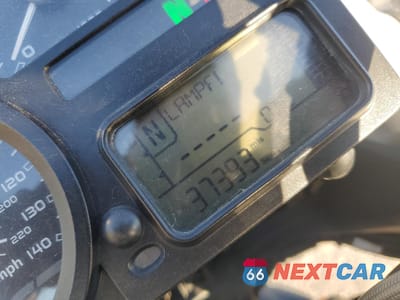 Zdjęcie 7 z 10 samochodu: 2011 BMW R1200 GS VIN:WB1046000BZX51585 - miniatura