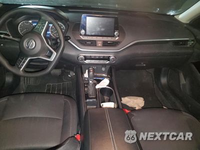 Zdjęcie 8 z 12 samochodu: 2021 NISSAN ALTIMA SV VIN:1N4BL4DV4MN361467 - miniatura