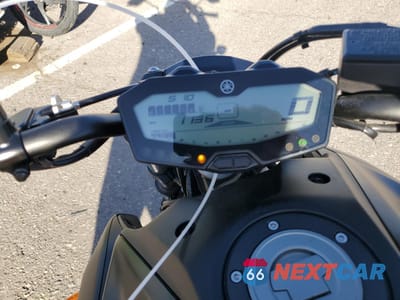 Zdjęcie 7 z 10 samochodu: 2020 YAMAHA MT07 VIN:JYARM27E7LA006719 - miniatura