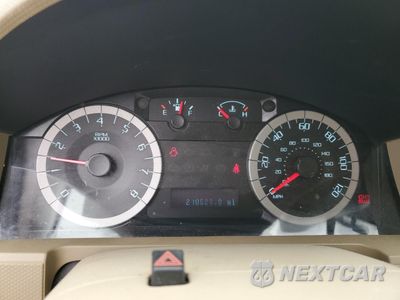 Zdjęcie 9 z 13 samochodu: 2010 FORD ESCAPE XLT VIN:1FMCU0D73AKC64873 - miniatura