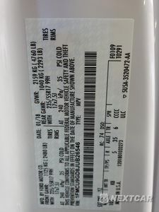 Zdjęcie 16 z 16 samochodu: 2018 FORD ESCAPE SE VIN:1FMCU9GD8JUB26546 - miniatura
