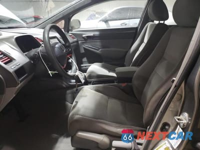 Zdjęcie 7 z 12 samochodu: 2006 HONDA CIVIC LX VIN:1HGFA165X6L052020 - miniatura