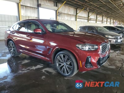 Czwarte zdjęcie samochodu z boku: 2025 BMW X4 XDRIVE30I VIN:5UX33DT0XS9Y91533 - miniatura