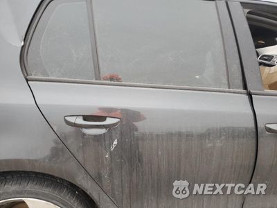 Zdjęcie 10 z 13 samochodu: 2011 VOLKSWAGEN GTI VIN:WVWGD7AJ9BW109091 - miniatura