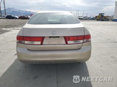 Zdjęcie 6 z 15 samochodu: 2004 HONDA ACCORD LX VIN:1HGCM56304A114999 - miniatura