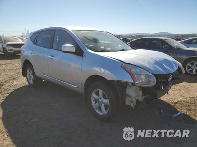 Czwarte zdjęcie samochodu z boku: 2013 NISSAN ROGUE S VIN:JN8AS5MT7DW013979 - miniatura