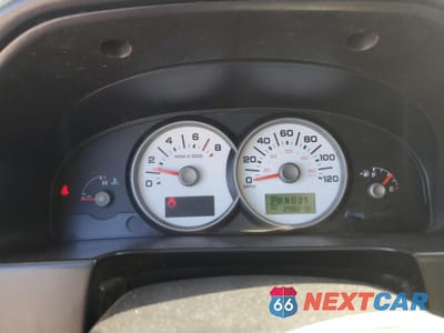 Zdjęcie 9 z 13 samochodu: 2005 FORD ESCAPE LIMITED VIN:1FMYU04135KB10347 - miniatura