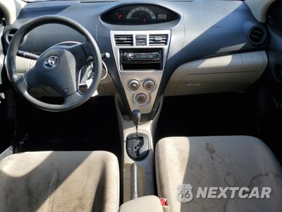 Zdjęcie 8 z 13 samochodu: 2007 TOYOTA YARIS VIN:JTDBT923371135053 - miniatura