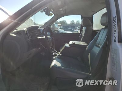 Zdjęcie 7 z 12 samochodu: 2014 CHEVROLET SILVERADO C3500 VIN:1GB3CZCGXEF125839 - miniatura