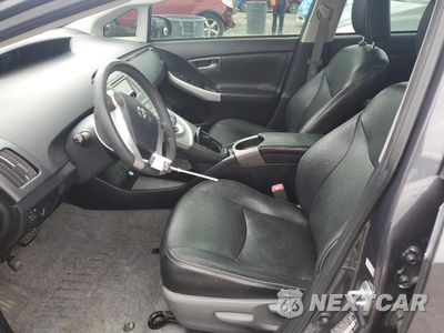 Zdjęcie 7 z 14 samochodu: 2013 TOYOTA PRIUS VIN:JTDKN3DU5D5552062 - miniatura