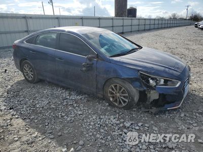 Czwarte zdjęcie samochodu z boku: 2018 HYUNDAI SONATA SE VIN:5NPE24AF1JH657646 - miniatura
