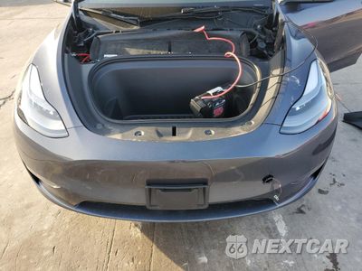 Zdjęcie 12 z 14 samochodu: 2023 TESLA MODEL Y VIN:7SAYGDEE2PA178207 - miniatura
