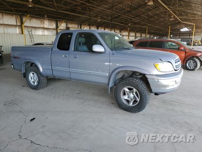 Czwarte zdjęcie samochodu z boku: 2002 TOYOTA TUNDRA ACCESS CAB LIMITED VIN:5TBBT481X2S260158 - miniatura
