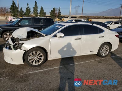 2014 LEXUS ES 300H JTHBW1GG1E2049718 - główne zdjęcie licytacji z USA - miniatura