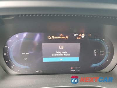 Zdjęcie 9 z 14 samochodu: 2024 VOLVO XC40 RECHARGE PLUS VIN:YV4EH3HL3R2303674 - miniatura