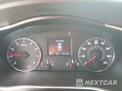 Zdjęcie 9 z 12 samochodu: 2014 KIA CADENZA PREMIUM VIN:KNALN4D78E5133156 - miniatura