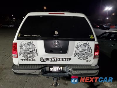 Zdjęcie 6 z 12 samochodu: 2011 NISSAN TITAN S VIN:1N6AA0EDXBN306073 - miniatura