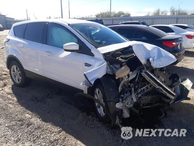 Czwarte zdjęcie samochodu z boku: 2017 FORD ESCAPE SE VIN:1FMCU9GD4HUC96350 - miniatura