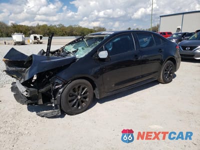 2022 TOYOTA COROLLA LE 5YFVPMAE3NP301877 - główne zdjęcie licytacji z USA - miniatura