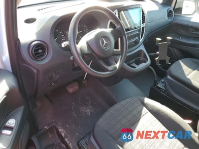 Zdjęcie 8 z 14 samochodu: 2017 MERCEDES-BENZ METRIS VIN:WD3PG2EA4H3274023 - miniatura