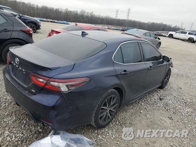Trzecie zdjęcie samochodu z tyłu: 2021 TOYOTA CAMRY SE VIN:4T1G11AK4MU406200 - miniatura