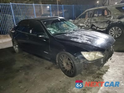 Czwarte zdjęcie samochodu z boku: 2001 LEXUS IS 300 VIN:JTHBD182210030688 - miniatura