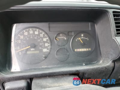 Zdjęcie 9 z 13 samochodu: 2007 ISUZU NPR VIN:4KLC4B1U27J803928 - miniatura