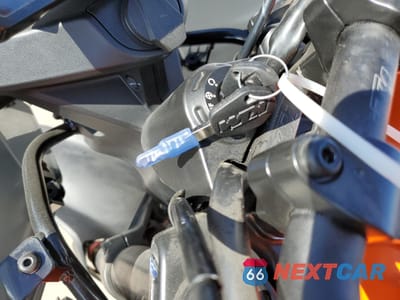 Zdjęcie 8 z 9 samochodu: 2020 KTM 390 ADVENTURE VIN:MD2JGJ404LC207178 - miniatura