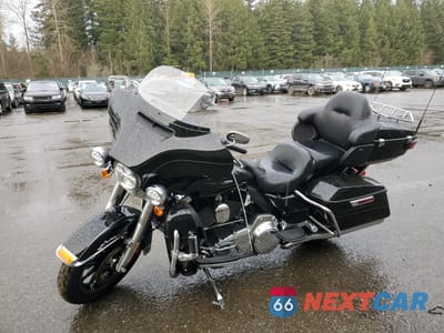 Trzecie zdjęcie samochodu z tyłu: 2015 HARLEY-DAVIDSON FLHTK ULTRA LIMITED VIN:1HD1KEL1XFB670862 - miniatura