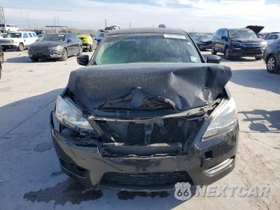 Piąte zdjęcie samochodu w środku: 2014 NISSAN SENTRA S VIN:3N1AB7AP9EY226959 - miniatura