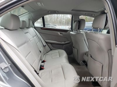 Zdjęcie 10 z 14 samochodu: 2012 MERCEDES-BENZ E 350 VIN:WDDHF5KB5CA572263 - miniatura