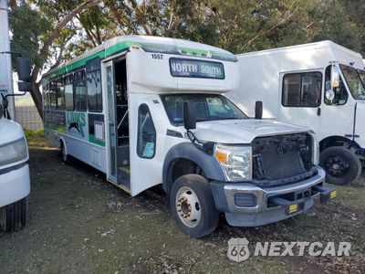 Czwarte zdjęcie samochodu z boku: 2014 FORD F550 SUPER DUTY VIN:1FDGF5GY0EEB30016 - miniatura