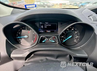 Zdjęcie 8 z 10 samochodu: 2017 FORD ESCAPE SE VIN:1FMCU0GDXHUC65180 - miniatura