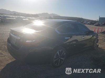 Trzecie zdjęcie samochodu z tyłu: 2018 NISSAN ALTIMA 2.5 VIN:1N4AL3AP0JC258033 - miniatura