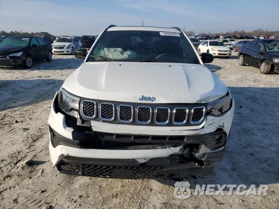 Piąte zdjęcie samochodu w środku: 2023 JEEP COMPASS LATITUDE VIN:3C4NJDBN9PT550393 - miniatura