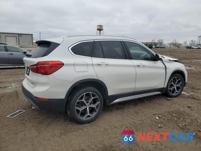 Piąte zdjęcie samochodu w środku: 2018 BMW X1 XDRIVE28I VIN:WBXHT3C36J3H31149 - miniatura