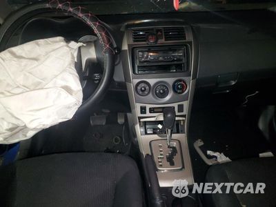 Drugie zdjęcie samochodu z przodu: 2010 TOYOTA COROLLA BASE VIN:1NXBU4EE0AZ281053 - miniatura