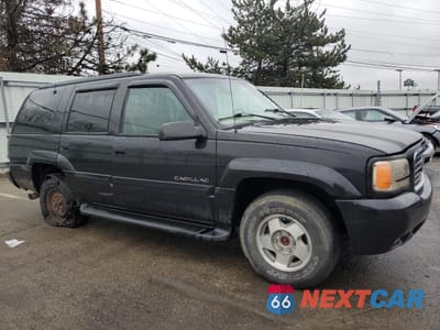 Czwarte zdjęcie samochodu z boku: 2000 CADILLAC ESCALADE VIN:1GYEK13R3YR113006 - miniatura