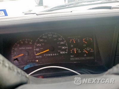 Zdjęcie 9 z 15 samochodu: 1999 CHEVROLET TAHOE C1500 VIN:1GNEC13R8XJ538163 - miniatura