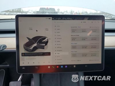 Zdjęcie 9 z 14 samochodu: 2024 TESLA MODEL Y VIN:7SAYGDEDXRA327652 - miniatura