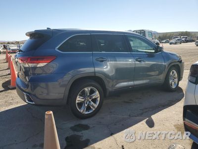 Trzecie zdjęcie samochodu z tyłu: 2018 TOYOTA HIGHLANDER VIN:5TDYZRFH0J5237385 - miniatura