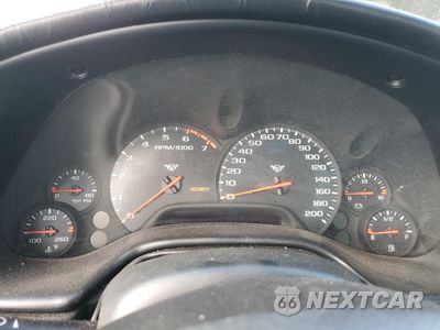 Zdjęcie 9 z 13 samochodu: 2004 CHEVROLET CORVETTE VIN:1G1YY32G045124438 - miniatura