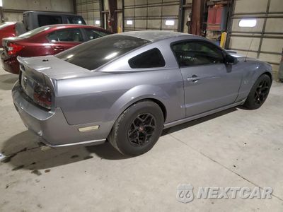 Trzecie zdjęcie samochodu z tyłu: 2007 FORD MUSTANG GT VIN:1ZVHT82H975368408 - miniatura