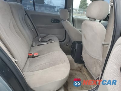 Zdjęcie 10 z 12 samochodu: 2002 SATURN SL2 VIN:1G8ZK52772Z290447 - miniatura
