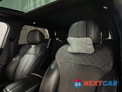 Piąte zdjęcie samochodu w środku: 2017 BENTLEY BENTAYGA VIN:SJAAC2ZV9HC012715 - miniatura