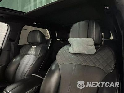 Piąte zdjęcie samochodu w środku: 2017 BENTLEY BENTAYGA VIN:SJAAC2ZV9HC012715 - miniatura