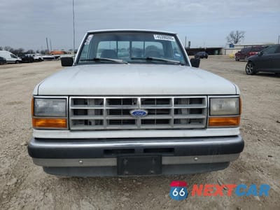 Piąte zdjęcie samochodu w środku: 1991 FORD RANGER VIN:1FTCR10A8MUC48643 - miniatura